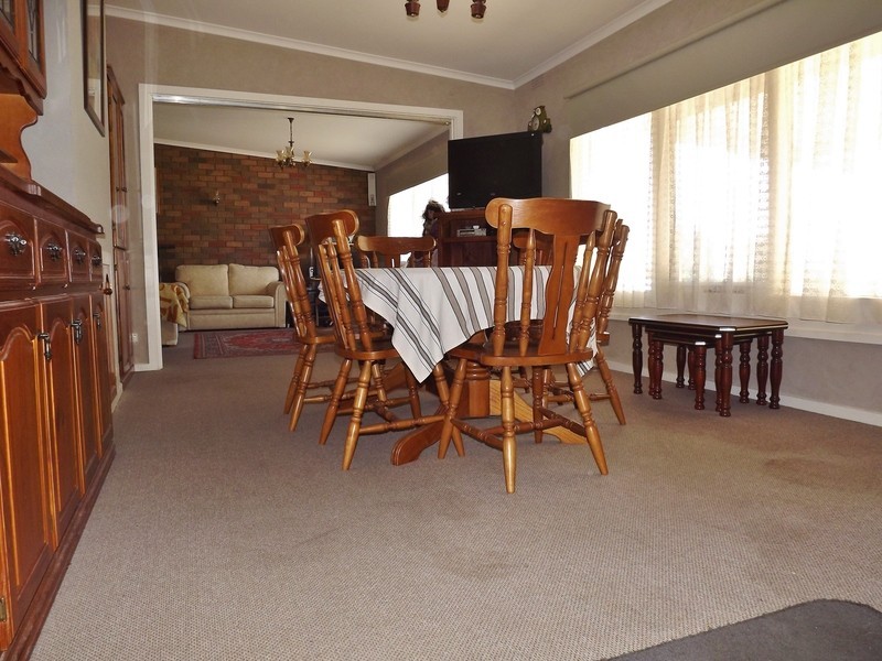 3 Roberts Street, Moe VIC 3825