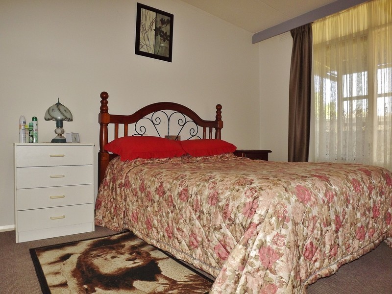 3 Roberts Street, Moe VIC 3825