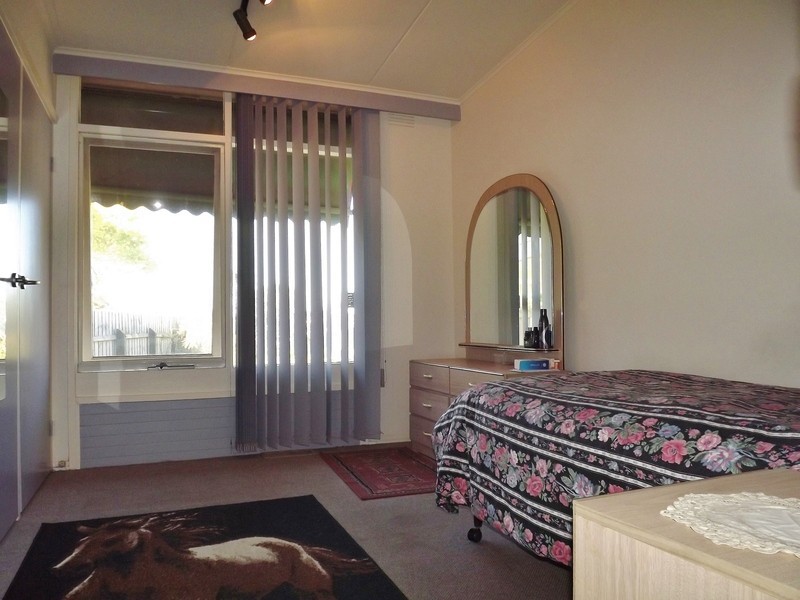 3 Roberts Street, Moe VIC 3825