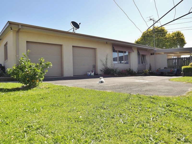 3 Roberts Street, Moe VIC 3825