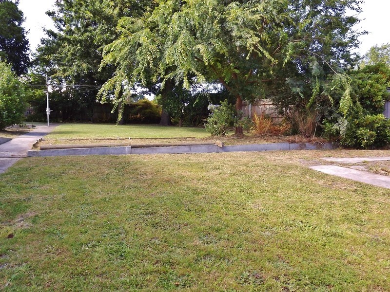 22 Bayley Street, Moe VIC 3825