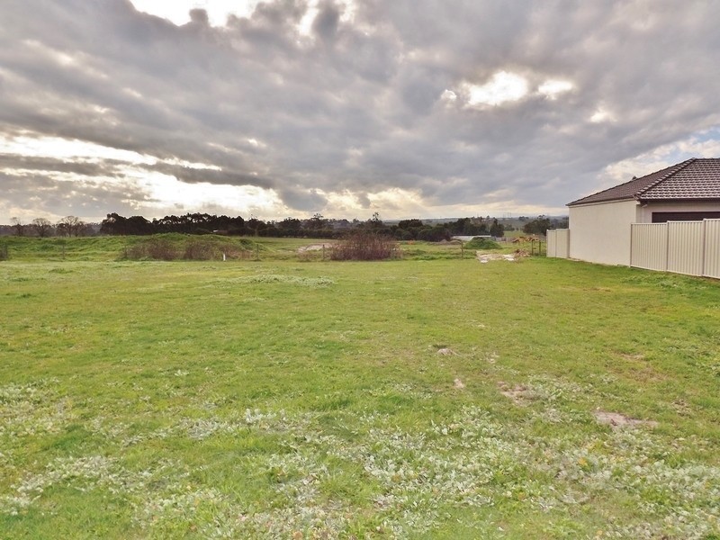 25 (Lot 36) Sweetwater Place, Moe VIC 3825