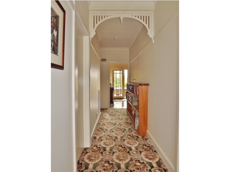 9 Burrage Street, Moe VIC 3825