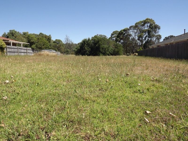 3 Fern Close, Newborough VIC 3825