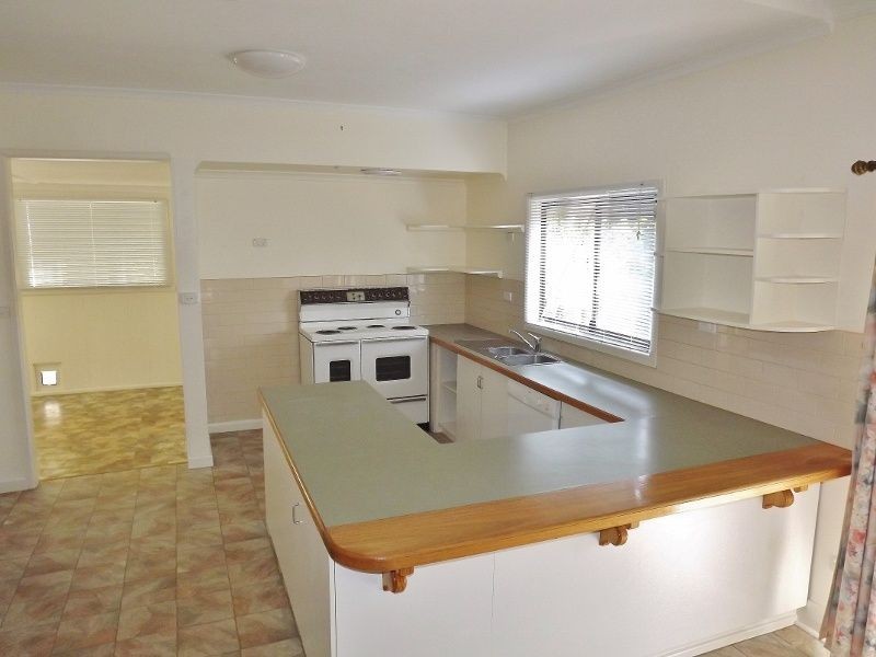 93 Hennessey Street, Moe VIC 3825