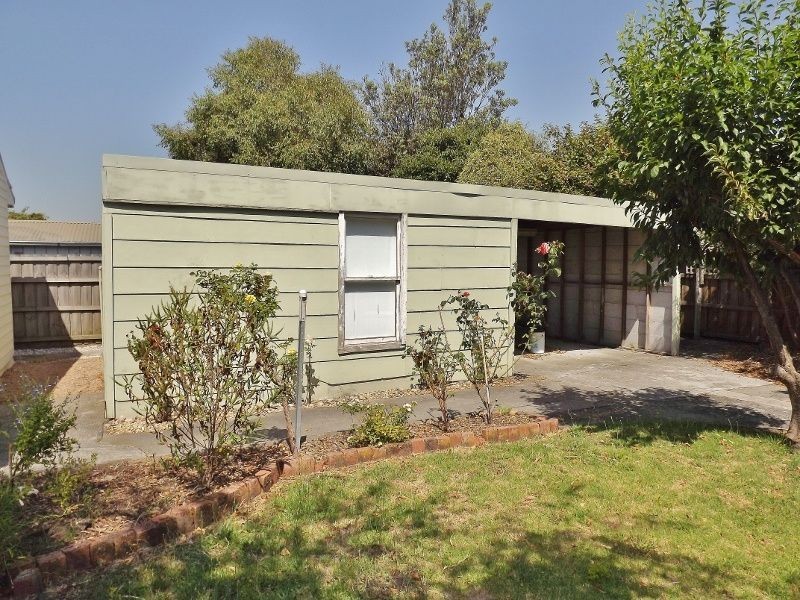 93 Hennessey Street, Moe VIC 3825