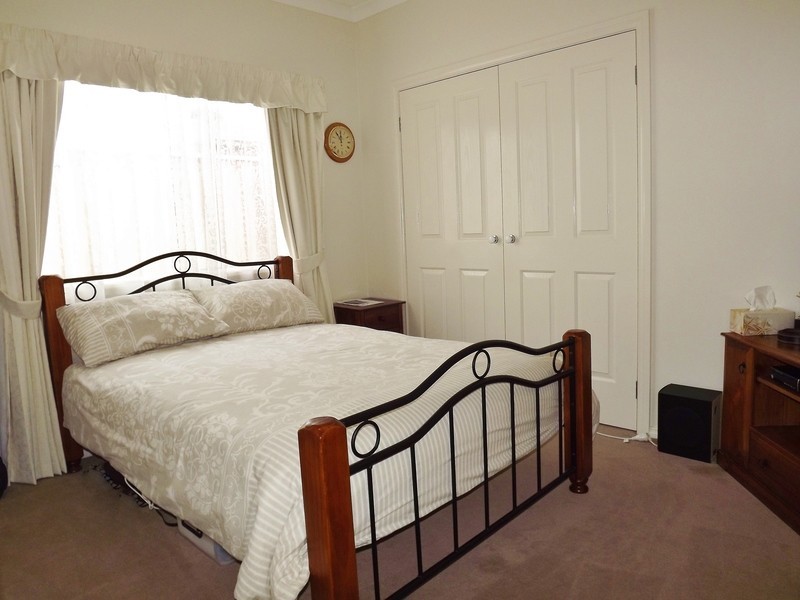 19  Montane Boulevard, Newborough VIC 3825