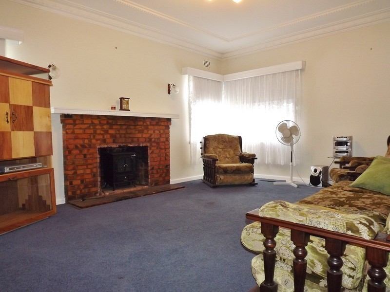 8 Chapmans Road, Trafalgar VIC 3824
