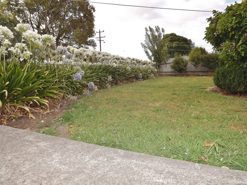 8 Chapmans Road, Trafalgar VIC 3824