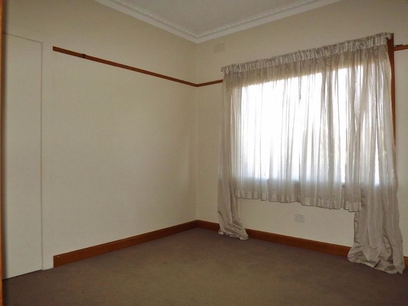 10 Bell Street, Moe VIC 3825