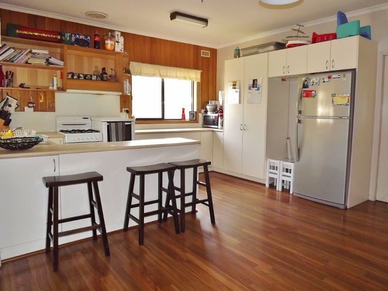 21 Avon Court, Newborough VIC 3825