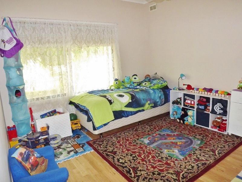 21 Avon Court, Newborough VIC 3825