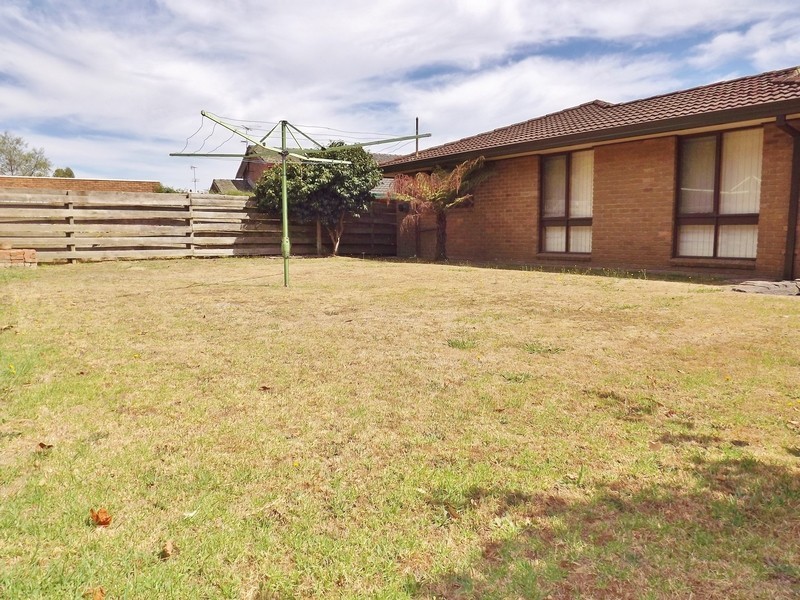 55 Staff Street, Moe VIC 3825