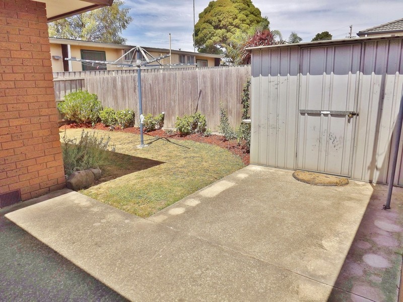 2/8 Walhalla Street, Newborough VIC 3825