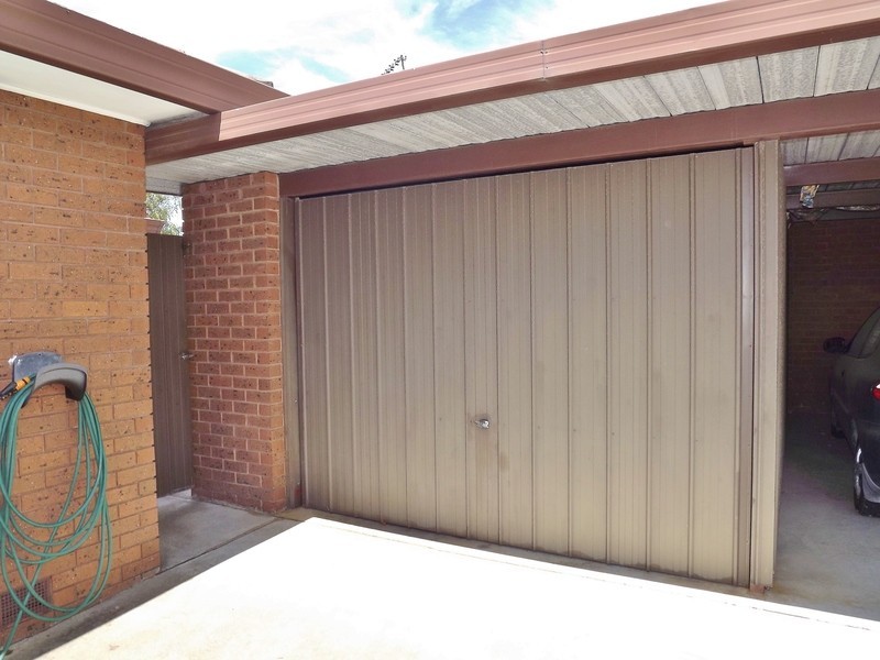 2/8 Walhalla Street, Newborough VIC 3825