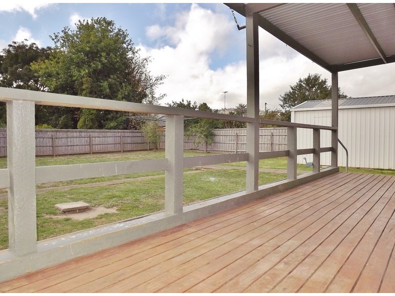 8 Chapmans Road, Trafalgar VIC 3824