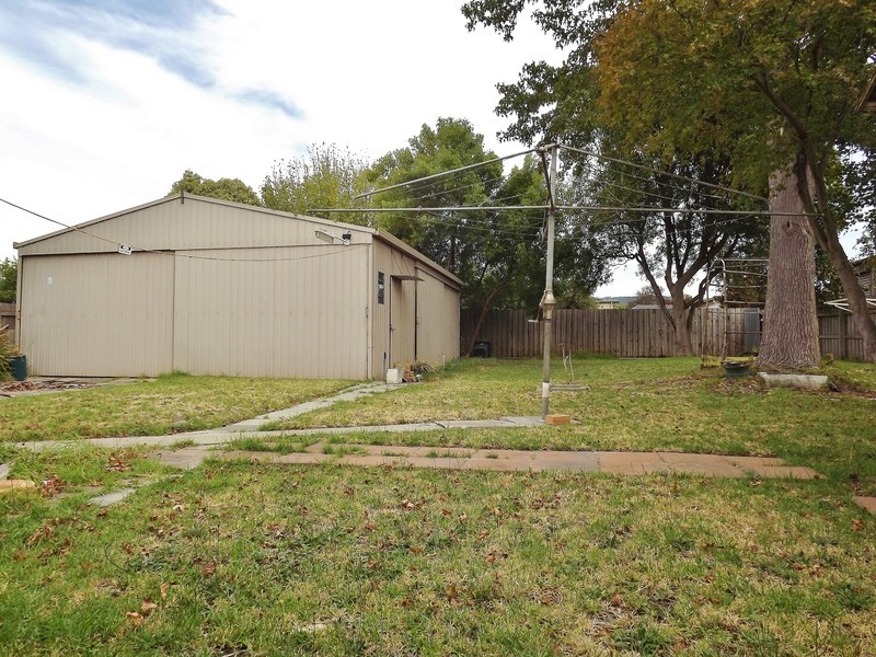 175 Service Road, Moe VIC 3825