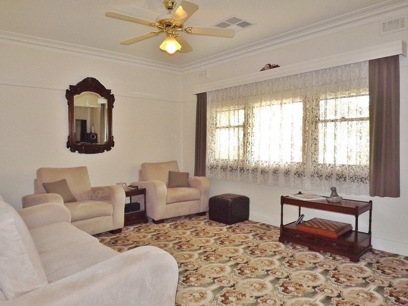 9 Burrage Street, Moe VIC 3825
