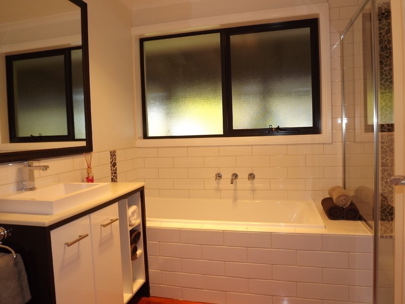 7 Frys Track, Newborough VIC 3825