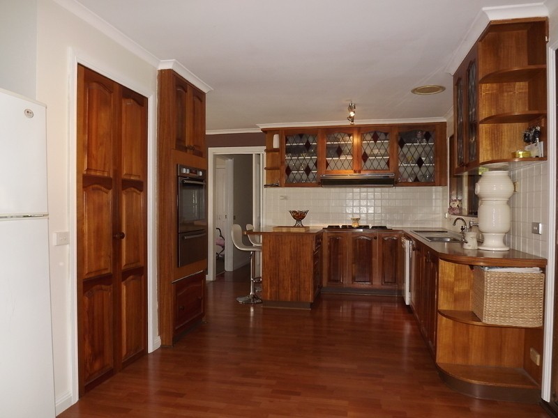 7 Frys Track, Newborough VIC 3825
