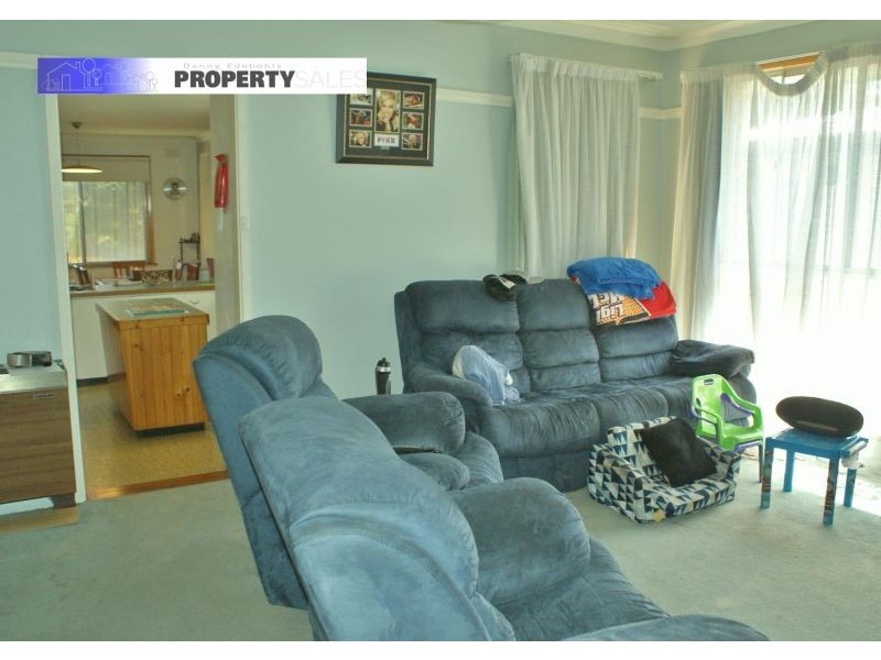 21 Smallburn Avenue, Newborough VIC 3825