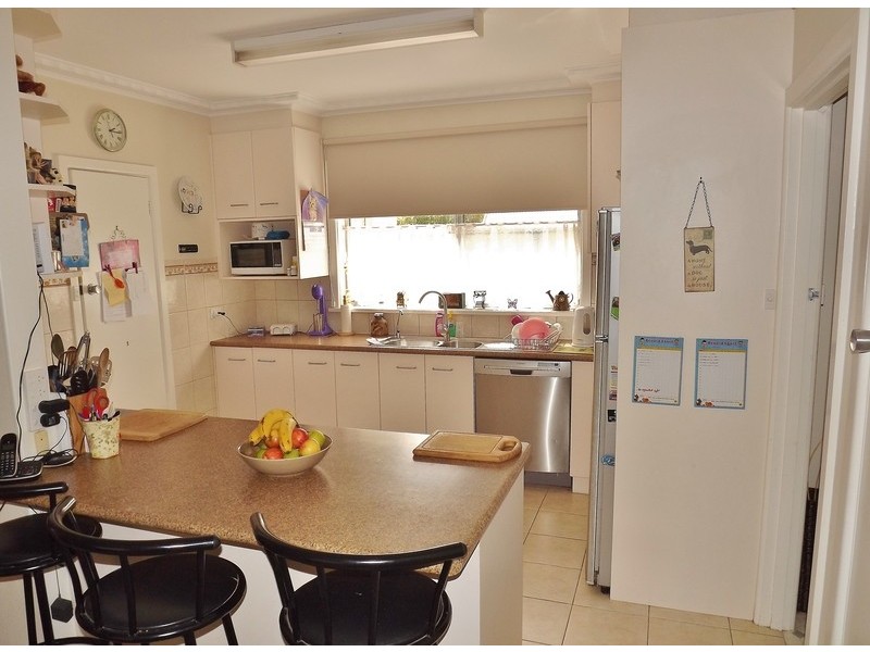 8 Kandra Road, Moe South VIC 3825