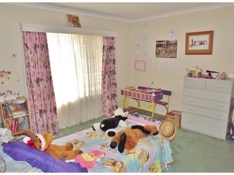 8 Kandra Road, Moe South VIC 3825