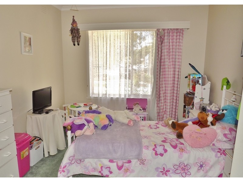 8 Kandra Road, Moe South VIC 3825