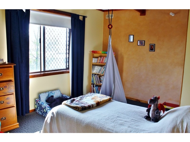 23  Hyland Street, Moe VIC 3825