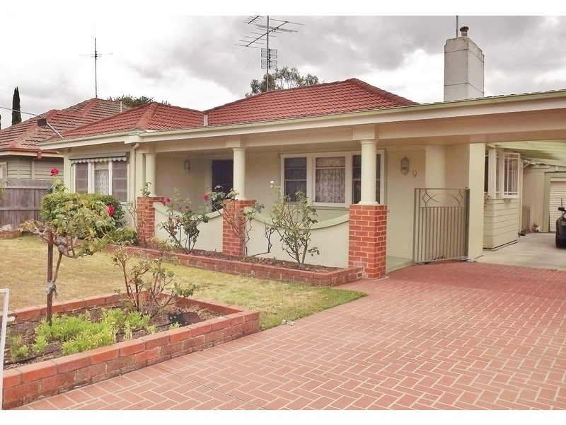 9 Burrage Street, Moe VIC 3825