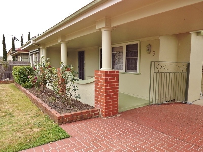 9 Burrage Street, Moe VIC 3825