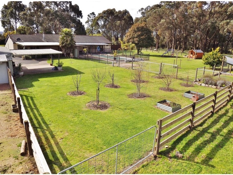 7 Frys Track, Newborough VIC 3825