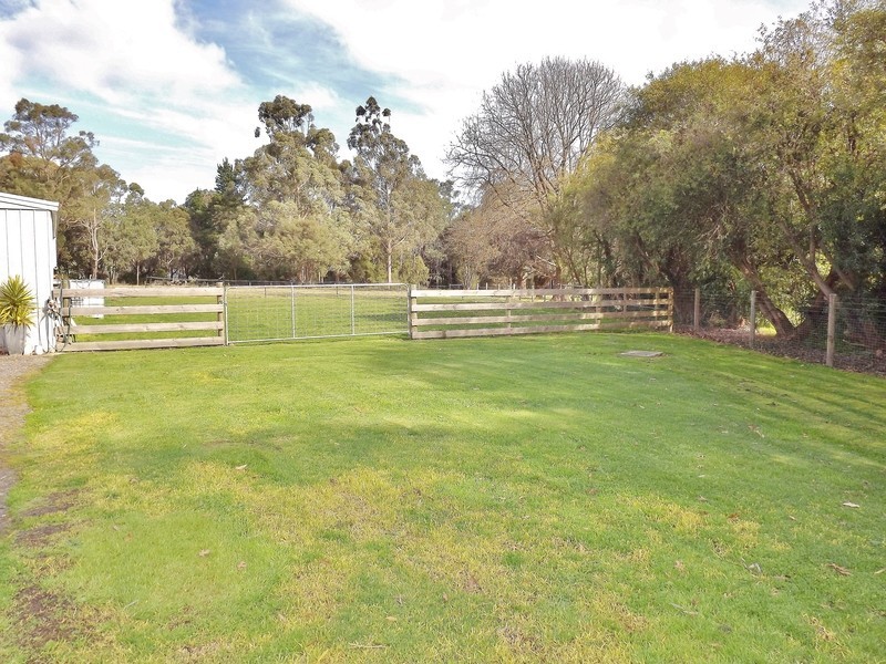 7 Frys Track, Newborough VIC 3825