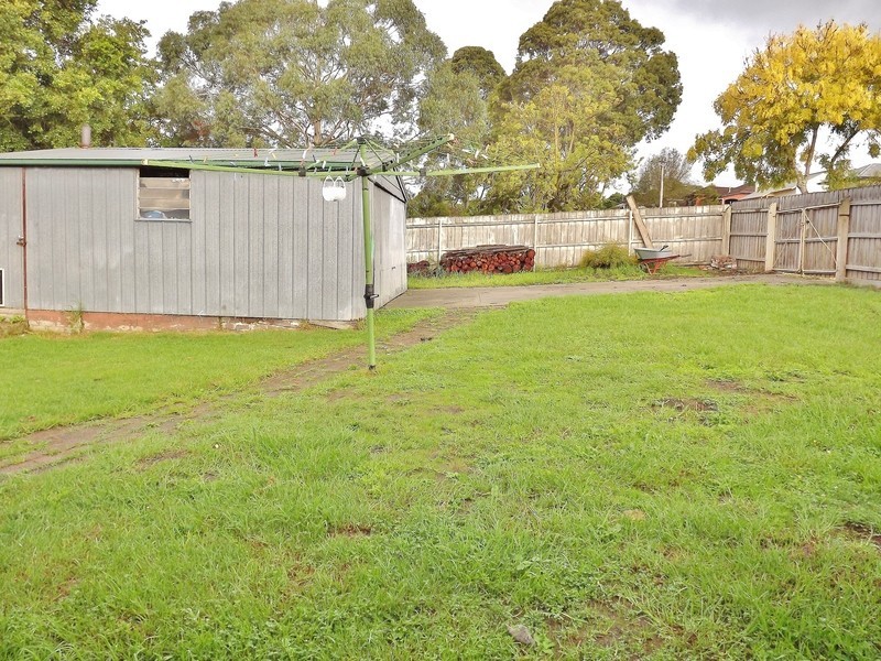 9 Baw Baw Street, Moe VIC 3825