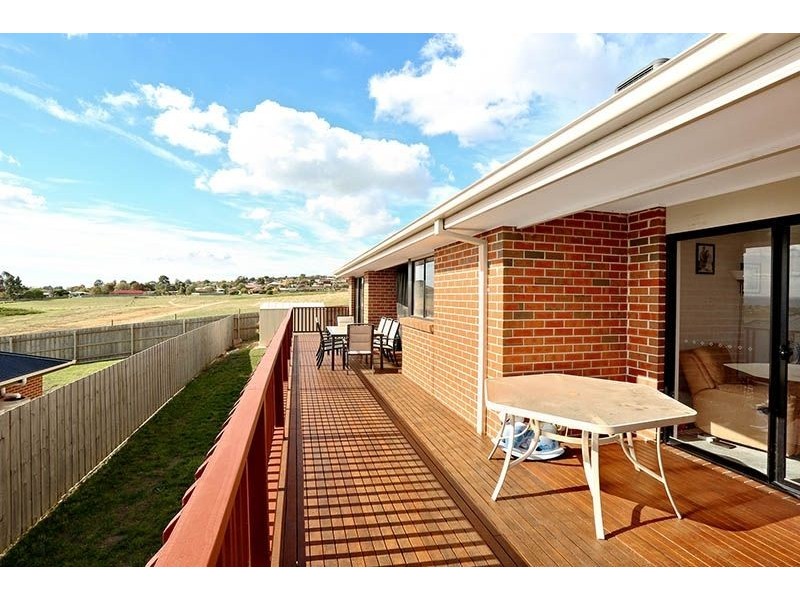 3 Ashlyn Parade, Moe VIC 3825