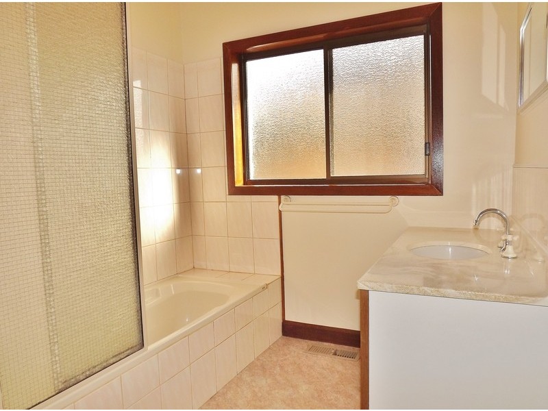 9 Balfour Street, Newborough VIC 3825