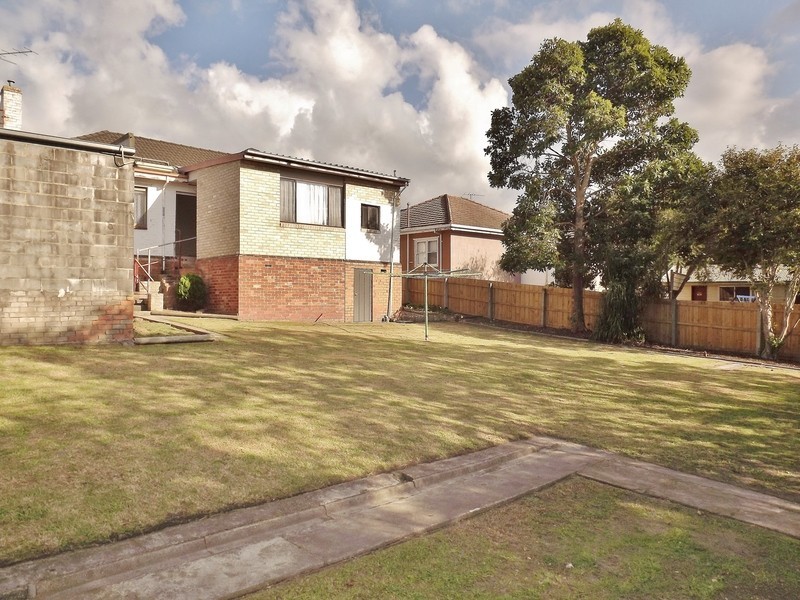9 Balfour Street, Newborough VIC 3825