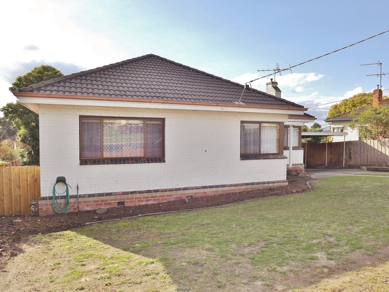 9 Balfour Street, Newborough VIC 3825