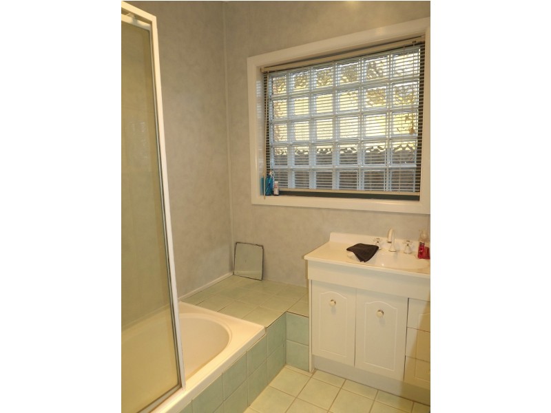 20 March Street, Newborough VIC 3825