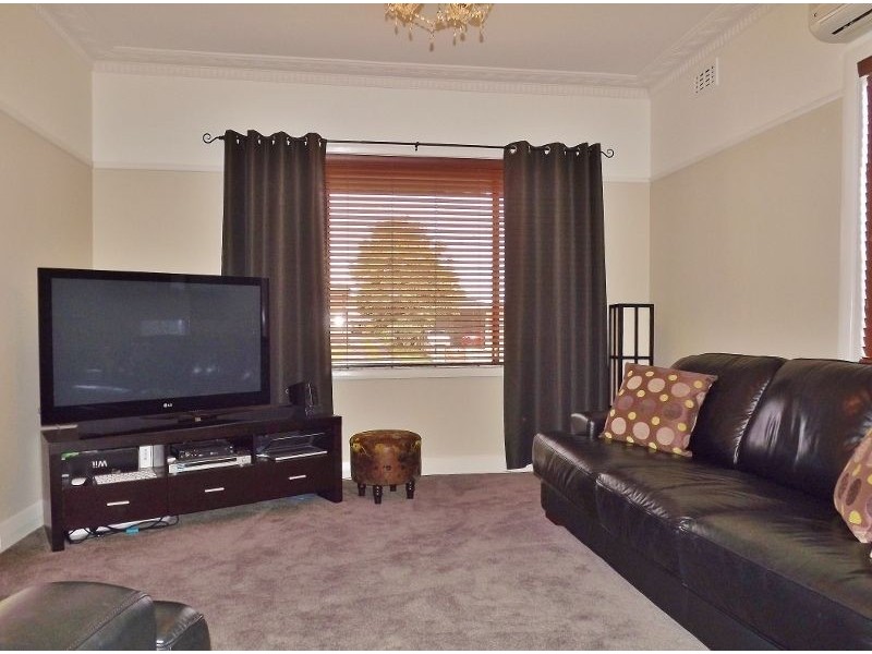 32 Cross Street, Newborough VIC 3825