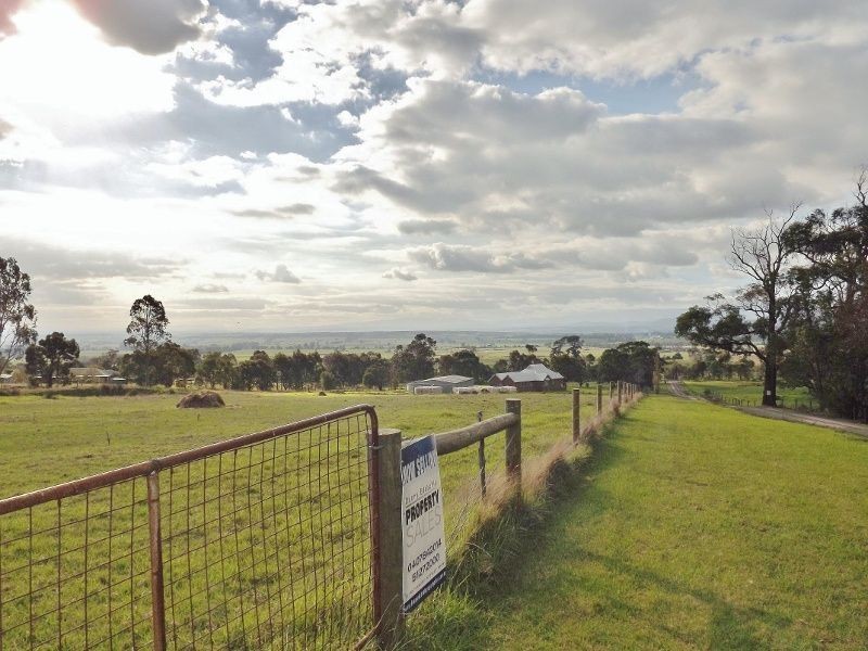 Lot 1 / 305 Mountain Glen Drive, Trafalgar East VIC 3824