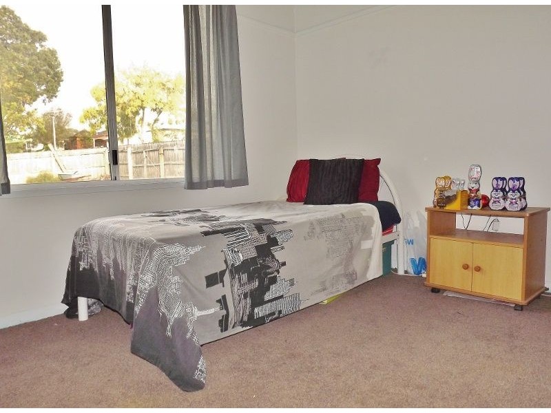 9 Baw Baw Street, Moe VIC 3825