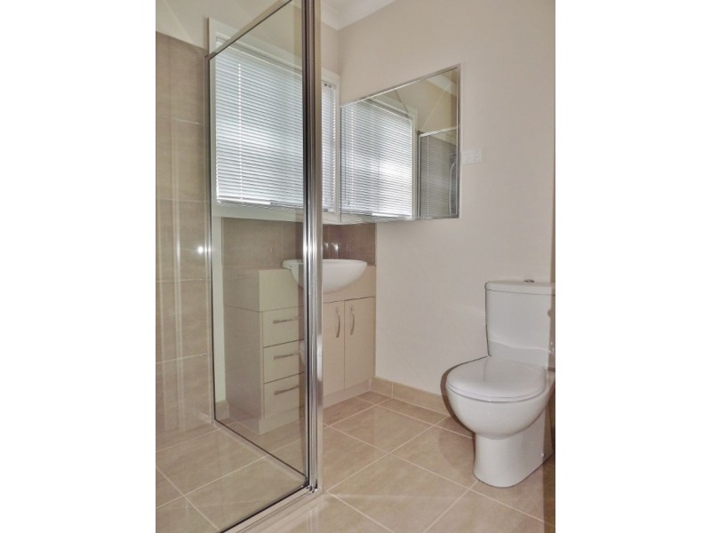 4/23 Central Avenue, Newborough VIC 3825