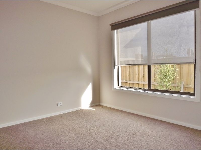 4/23 Central Avenue, Newborough VIC 3825