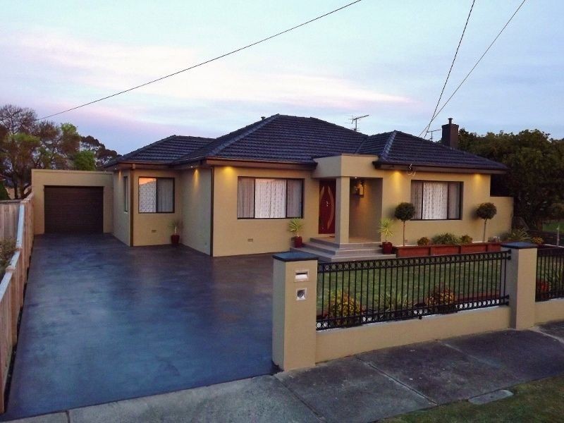 14 Harvey Street, Newborough VIC 3825