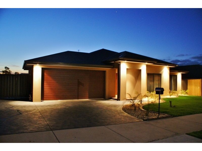 9 Collingwood Drive, Trafalgar VIC 3824