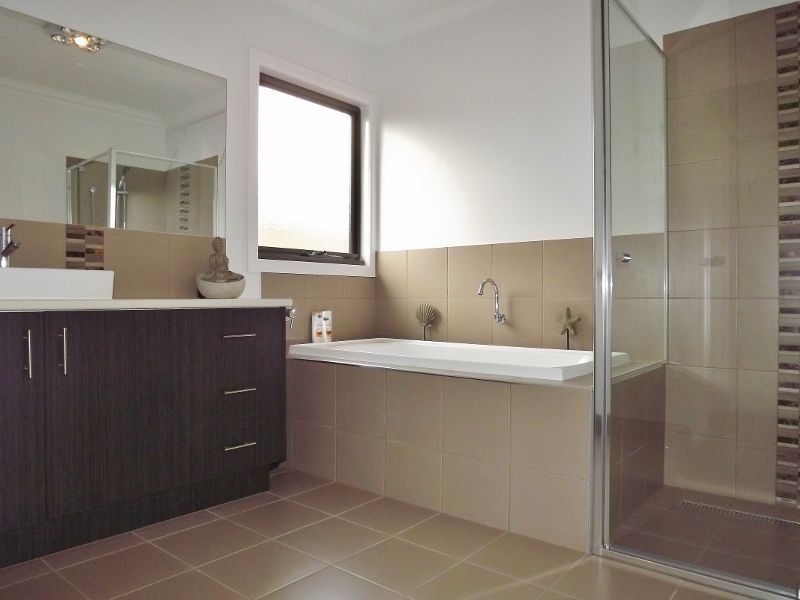 9 Collingwood Drive, Trafalgar VIC 3824