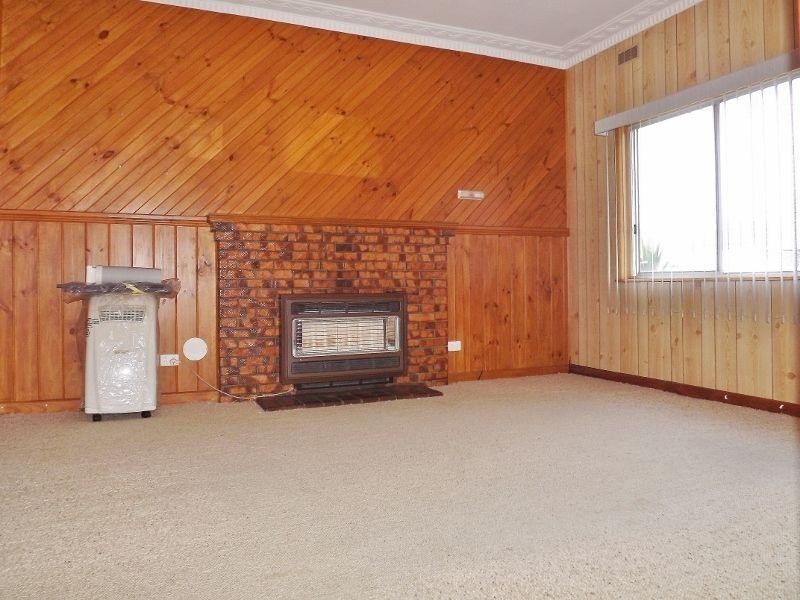 43 Brock Street, Moe VIC 3825