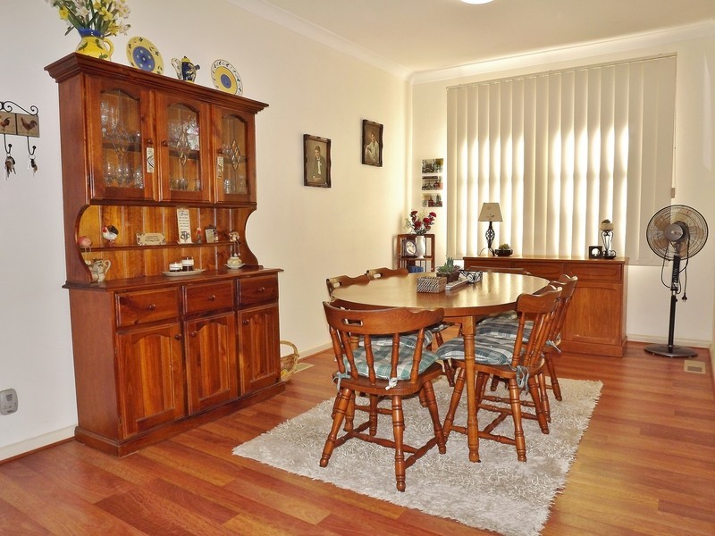 10 Alexander Avenue, Moe VIC 3825