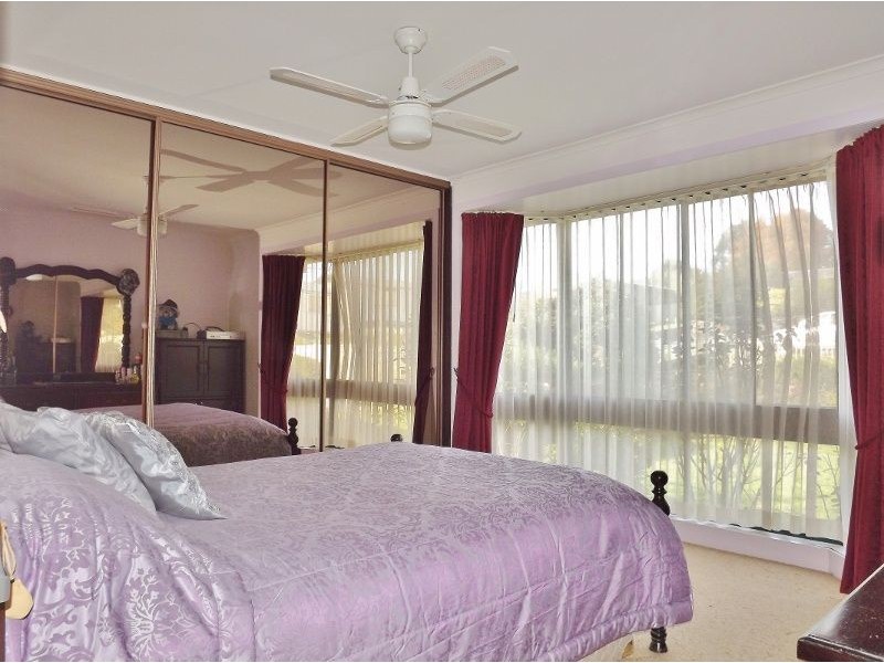 5 Chamberlain Road, Newborough VIC 3825